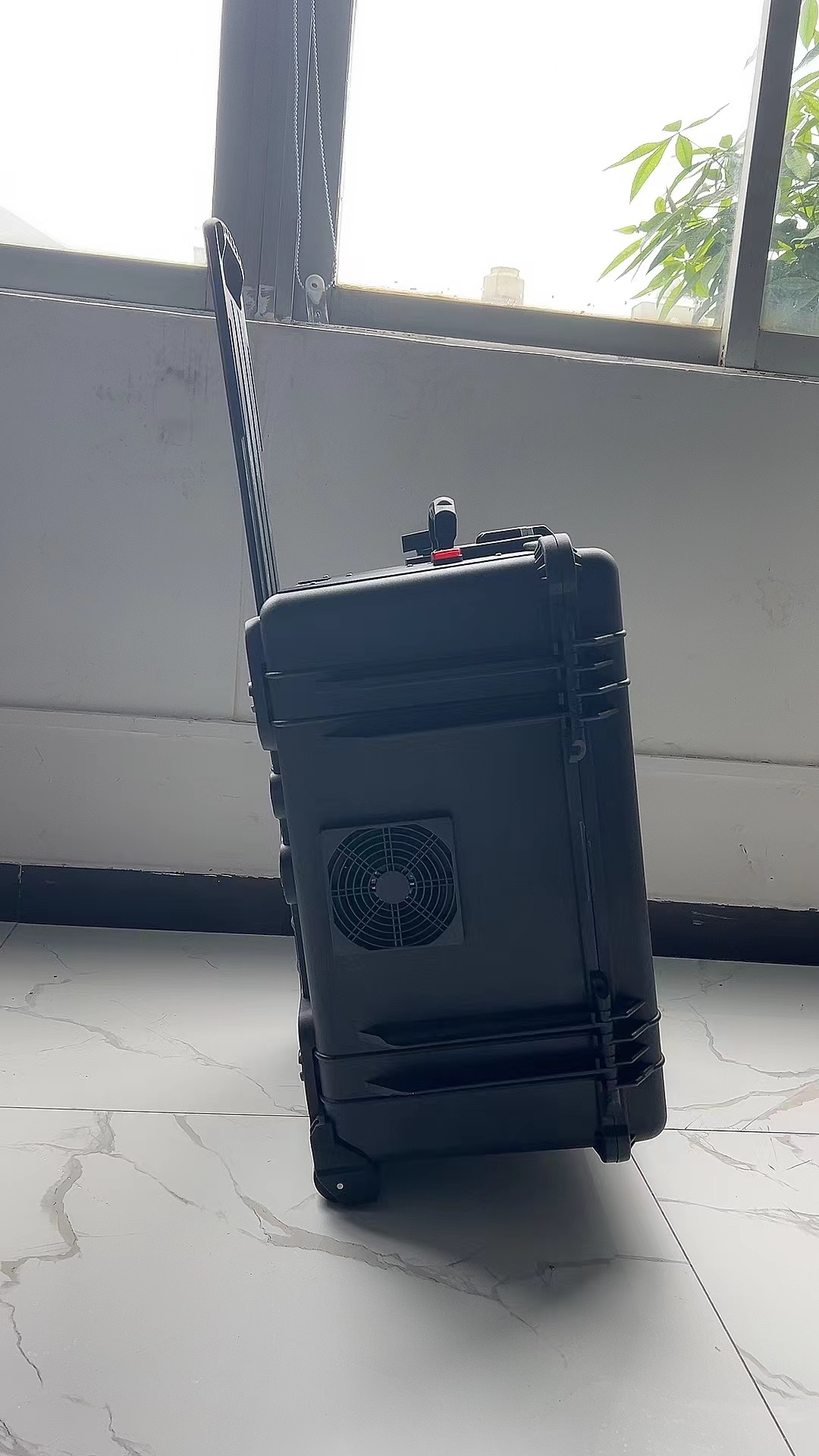 昌邑手拉箱型移动通信干扰器